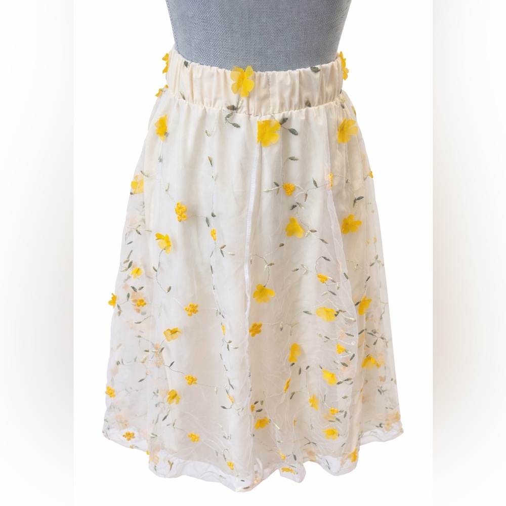 Cream Yellow Floral Embroidered Tulle Midi Skirt